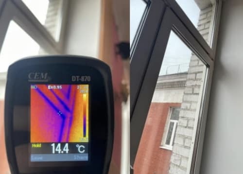 Тепловизионная съёмка оконного узла: прибор показывает 14,4 °C на откосе